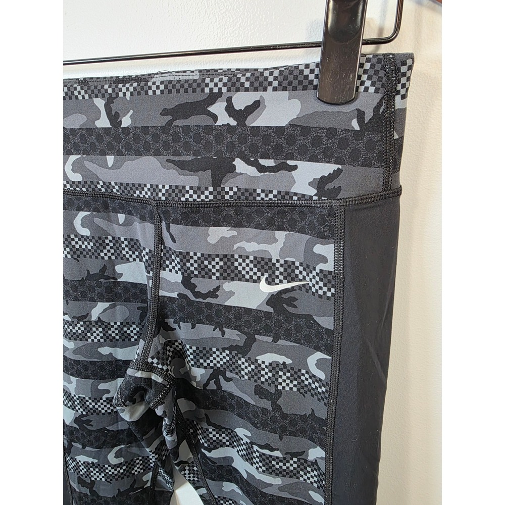 Nike Dri-FIT Womens Running Leggings Gray Camo Checkerboard Capri Tights Small - Picture 2 of 7